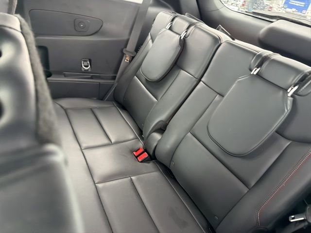 Used 2025 Ford Explorer ST image 15