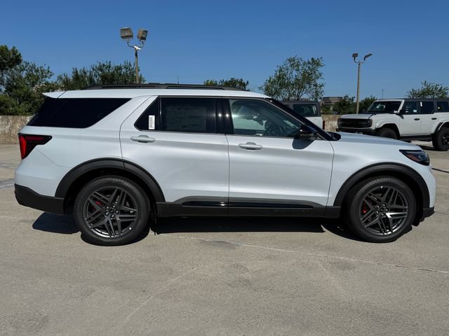 New 2026 Ford Explorer ST w/ Sun And Sound Package AWD/4WD image 2