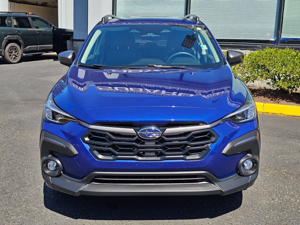 Used 2024 Subaru Crosstrek 2.5i Limited w/ Crosstrek Mirror Package AWD/4WD image 2