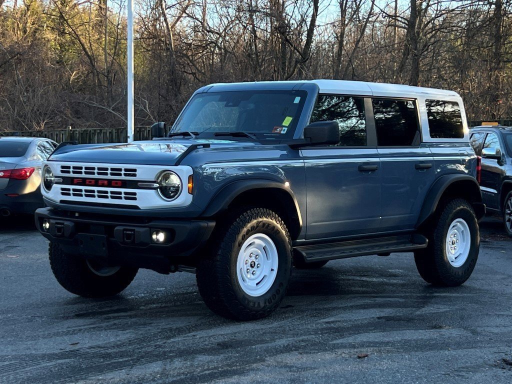 Used 2025 Ford Bronco Heritage Edition image 2