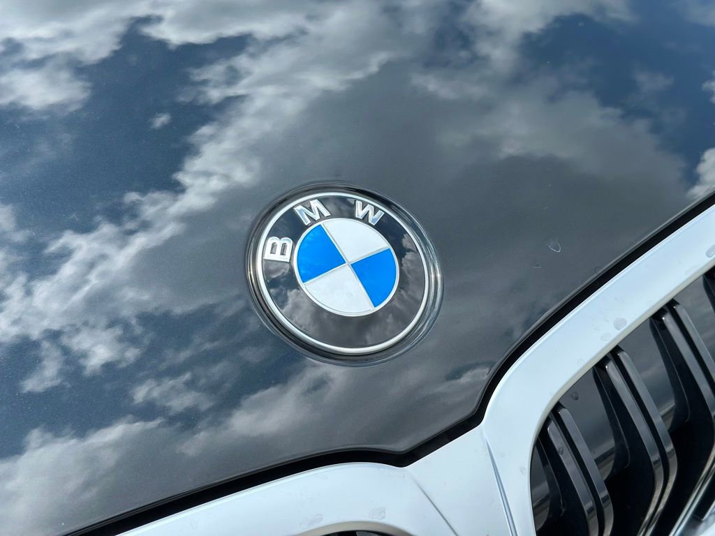 New 2025 BMW 330i xDrive Sedan image 11