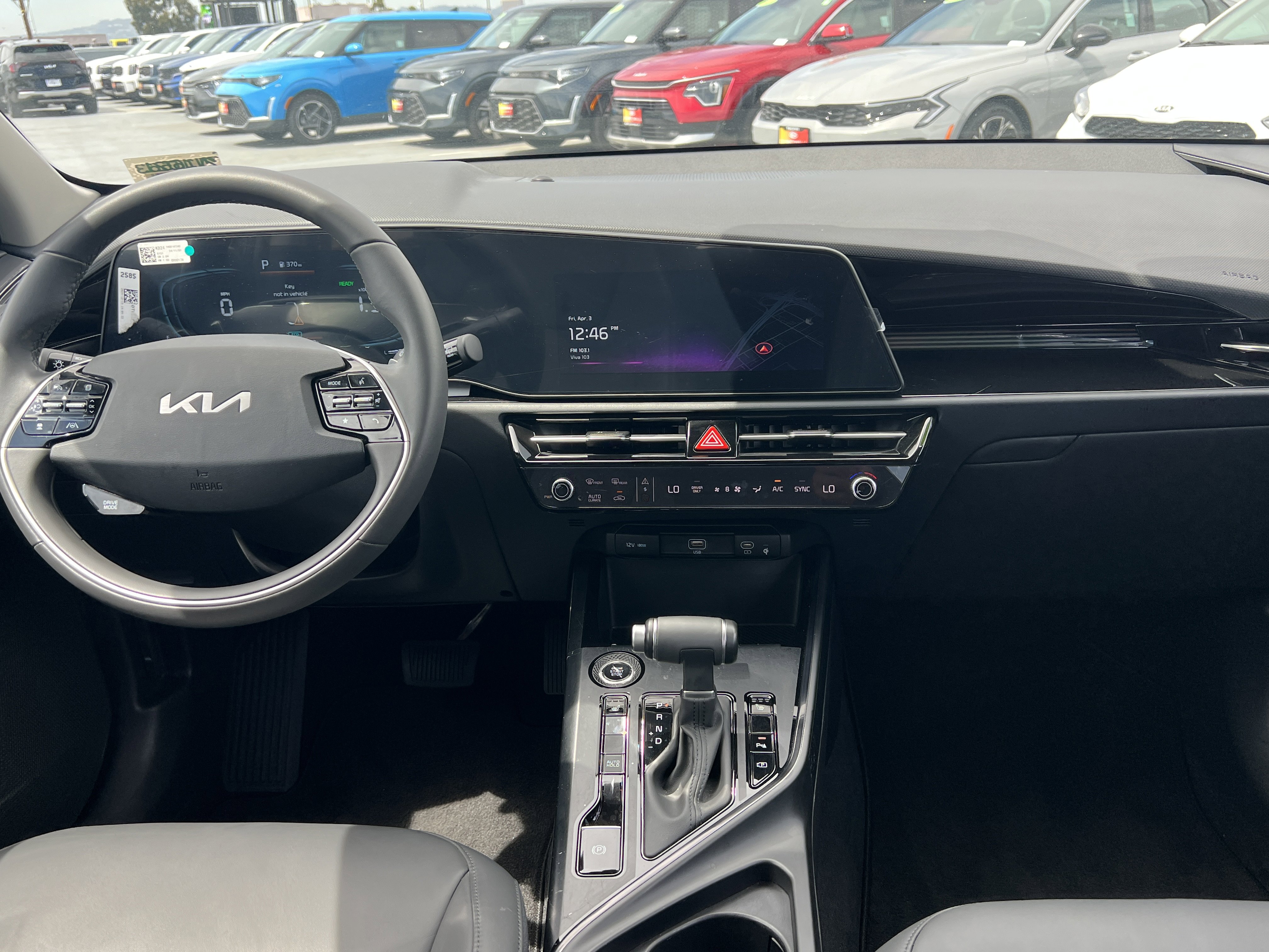 Used 2025 Kia Niro EX image 20