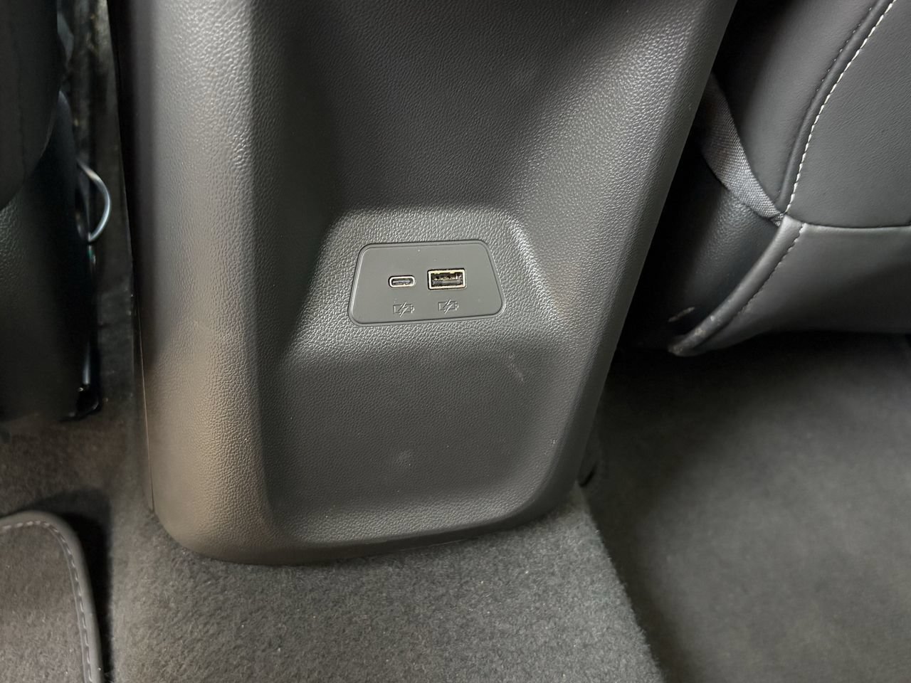 Used 2024 Buick Envision Preferred AWD/4WD image 23