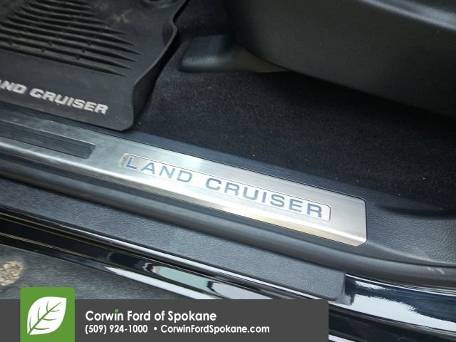 Used 2021 Toyota Land Cruiser Heritage Edition AWD/4WD image 17