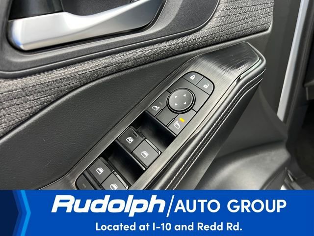 Used 2023 Nissan Rogue SV image 11