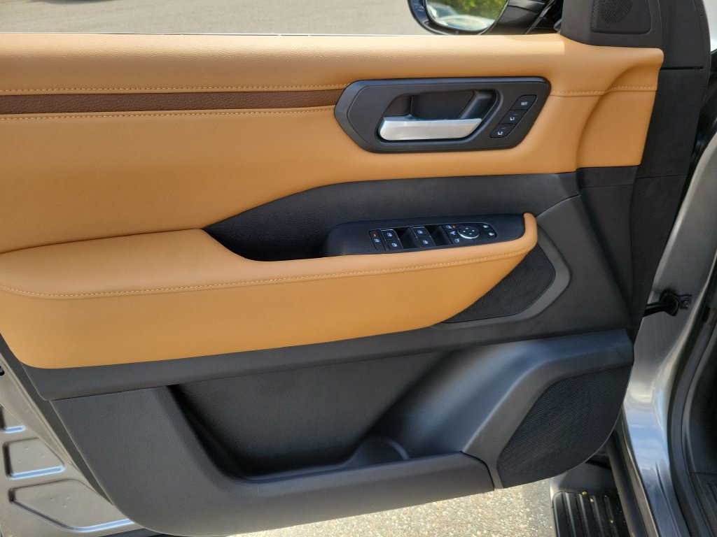 New 2026 Nissan Armada SL RWD image 14