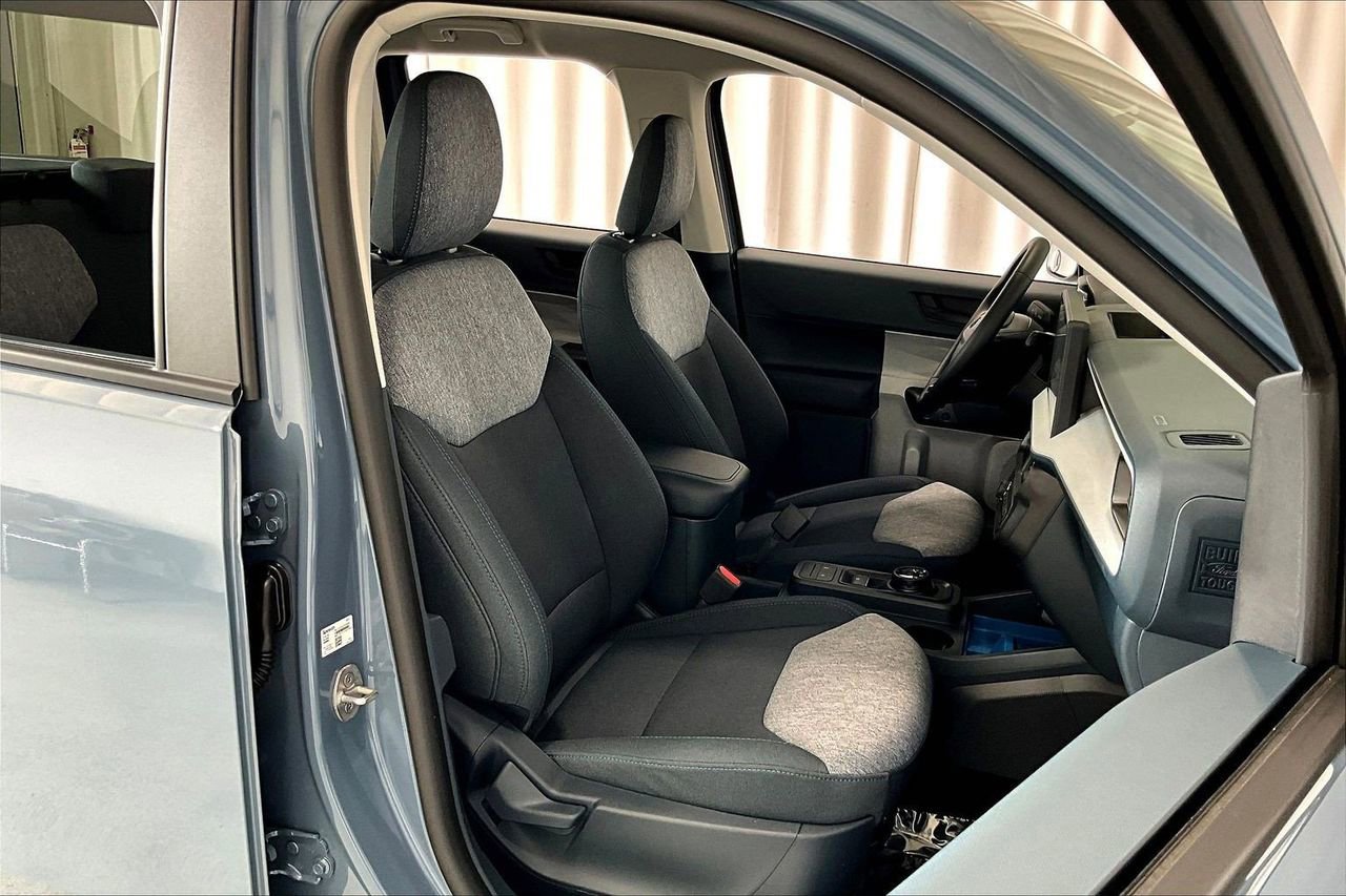 Used 2026 Ford Maverick XLT w/ XLT Luxury Package image 6