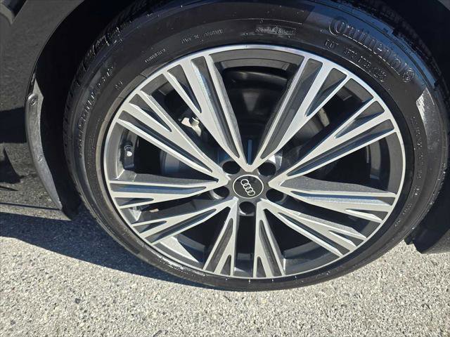 Used 2024 Audi A6 2.0T Premium w/ Convenience Package image 9