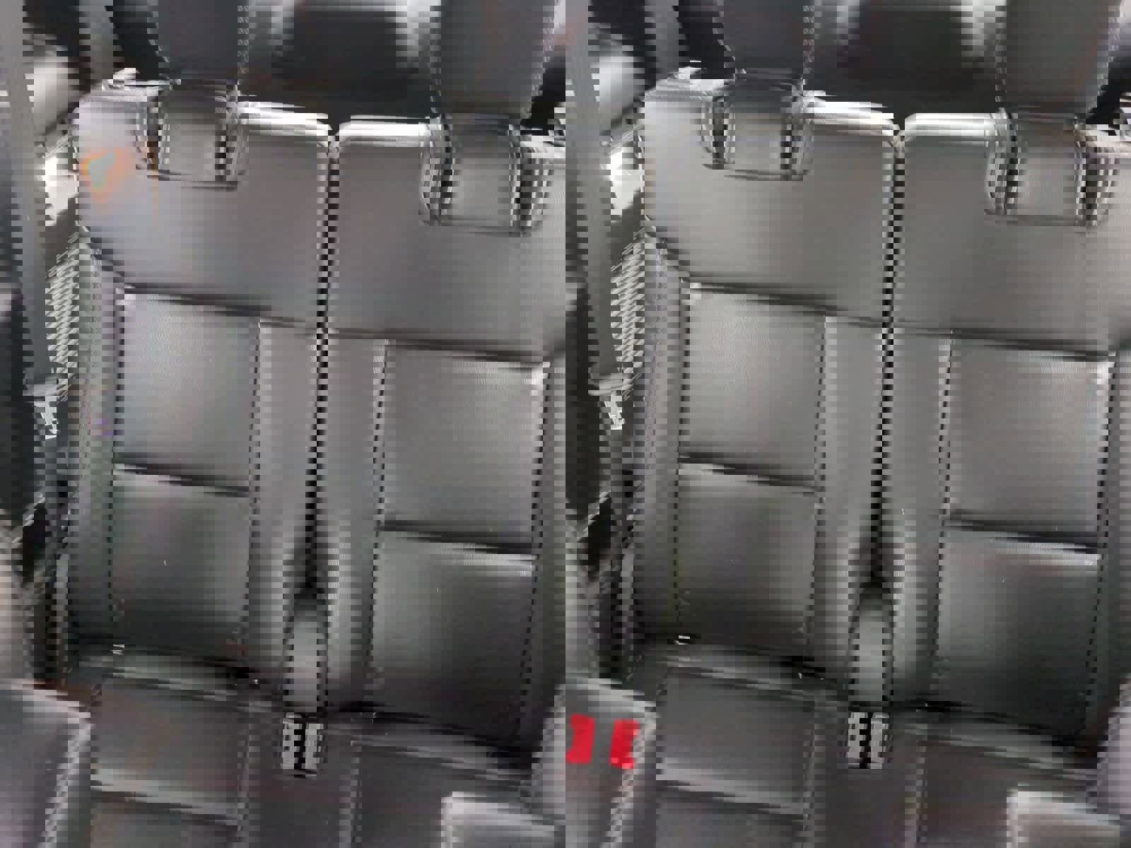 Used 2020 Ford Explorer XLT w/ Equipment Group 202A image 22