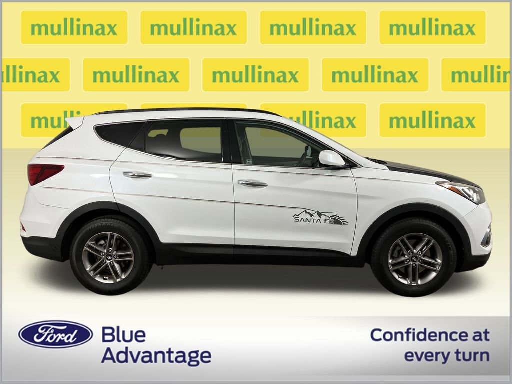 Used 2017 Hyundai Santa Fe Sport image 2