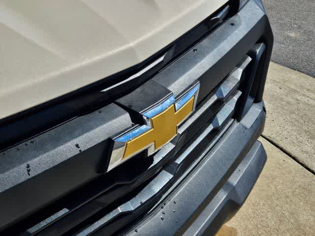 Used 2024 Chevrolet Colorado W/T RWD image 11