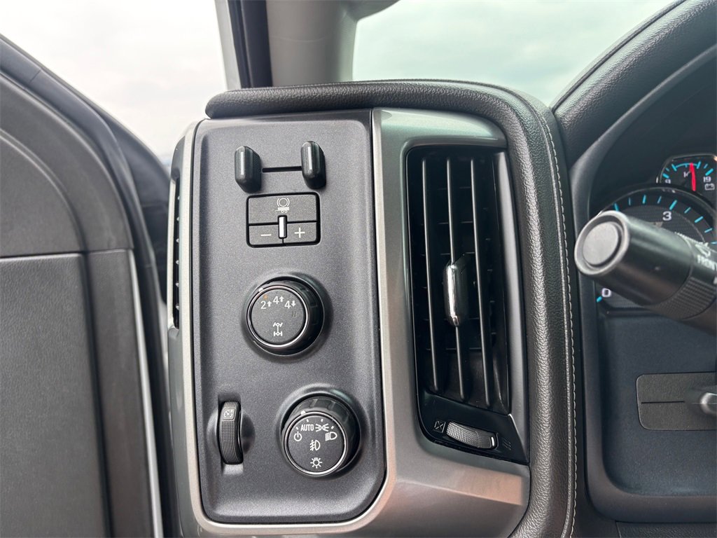 Used 2019 Chevrolet Silverado 2500 LTZ w/ Duramax Plus Package image 22