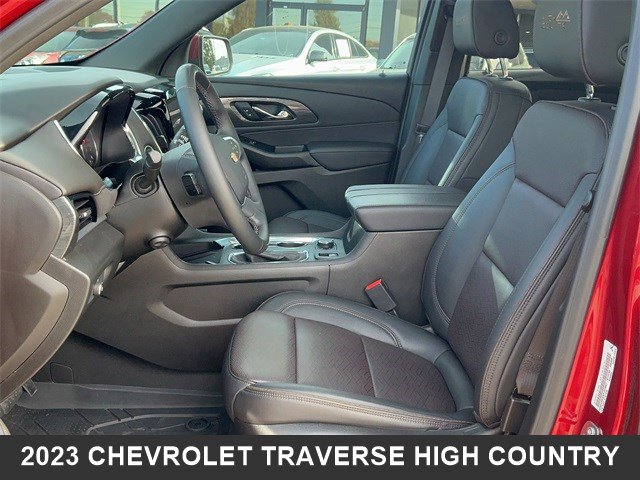 Used 2023 Chevrolet Traverse High Country image 12