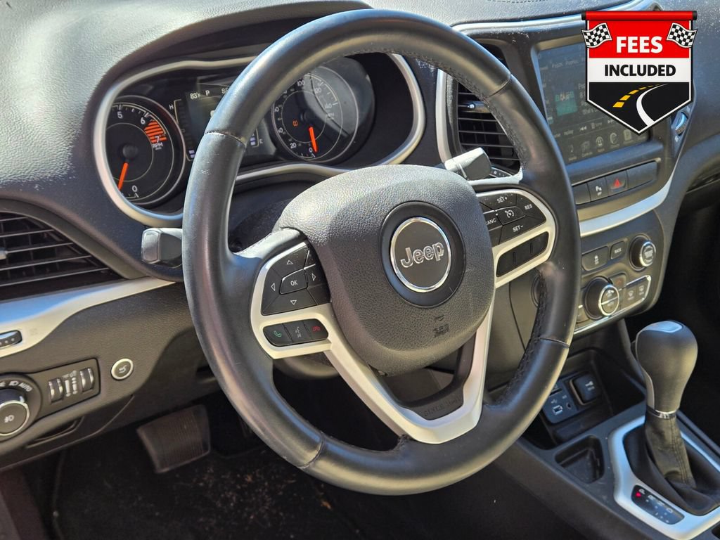 Used 2017 Jeep Cherokee Latitude w/ Comfort/Convenience Group FWD image 10