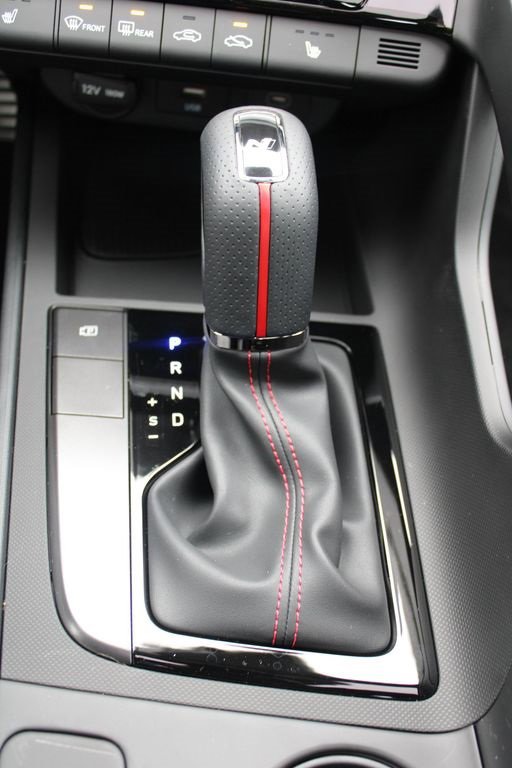 Certified 2025 Hyundai Elantra N Line image 23