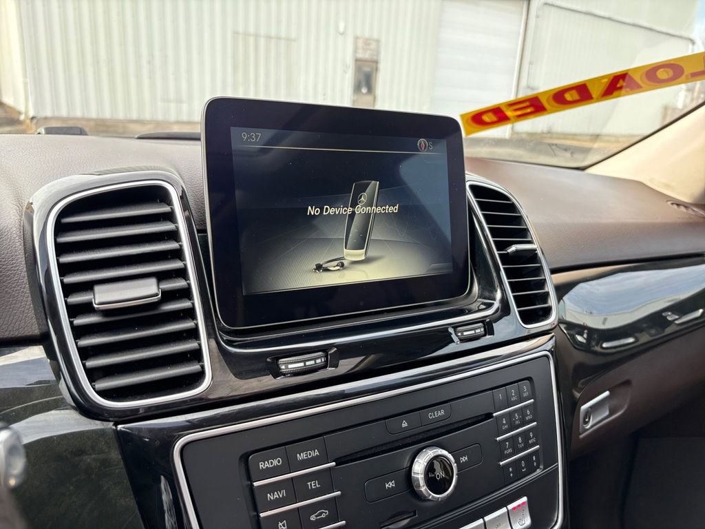 Used 2017 Mercedes-Benz GLE 350 4MATIC image 24