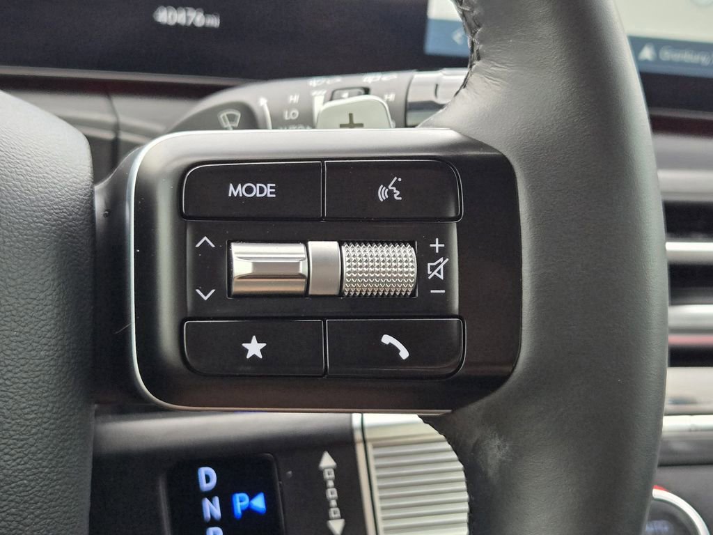 Used 2024 Hyundai Santa Fe Limited image 27