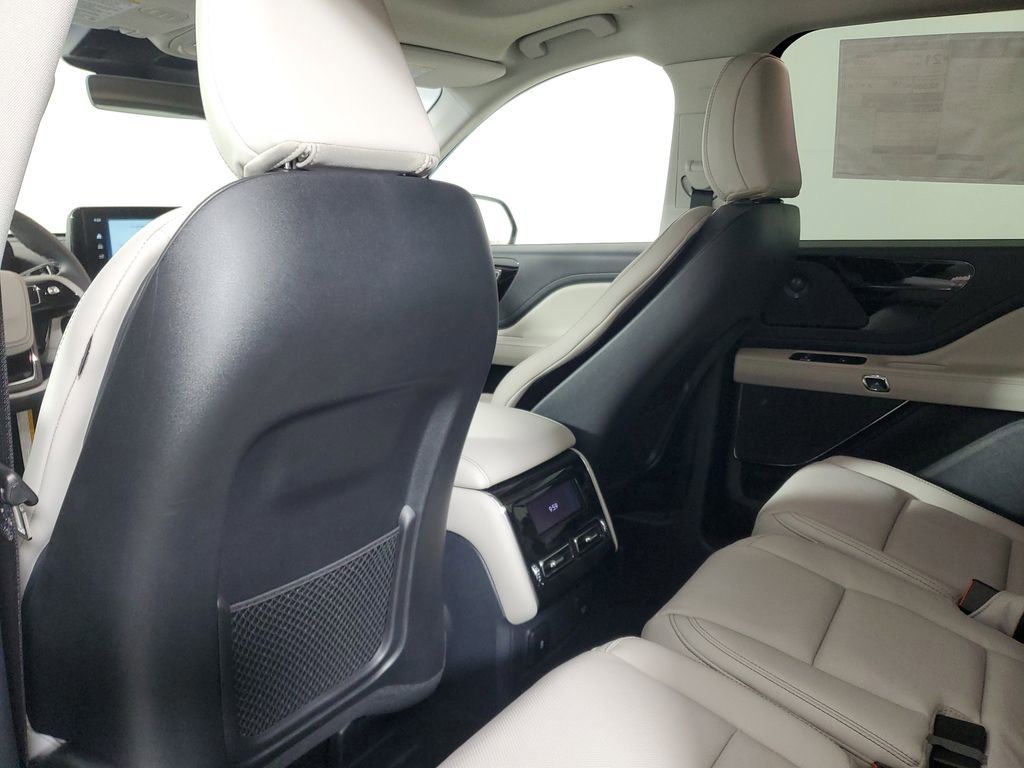 New 2025 Lincoln Aviator Reserve RWD image 10