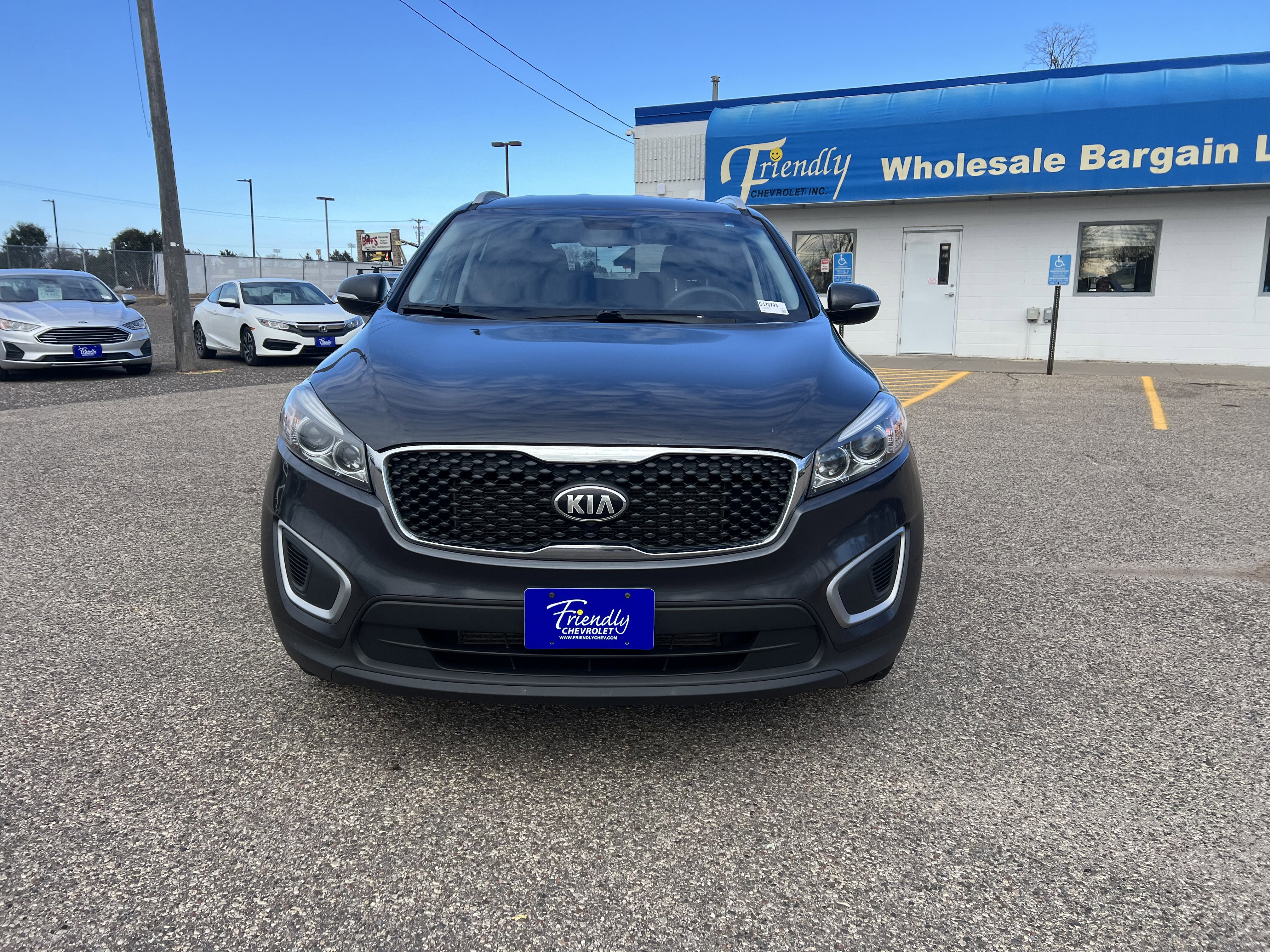 Used 2018 Kia Sorento LX image 3