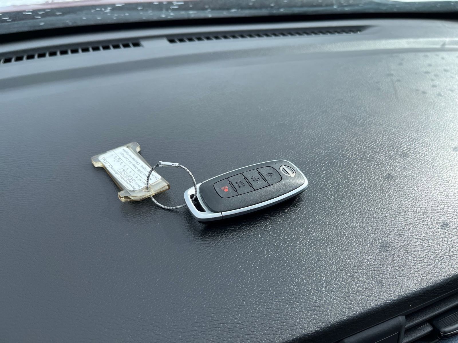 Used 2025 Nissan Versa SV image 20