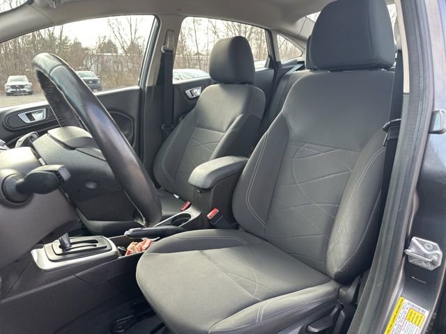 Used 2015 Ford Fiesta SE image 7