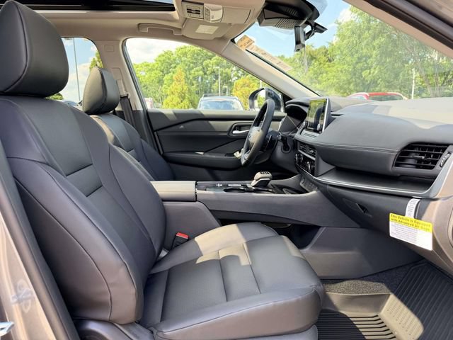 New 2026 Nissan Rogue Dark Armor FWD image 10