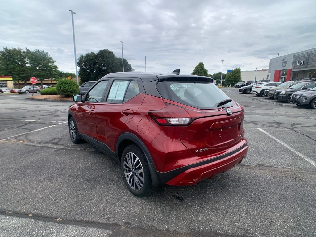Certified 2023 Nissan Kicks SV FWD image 7