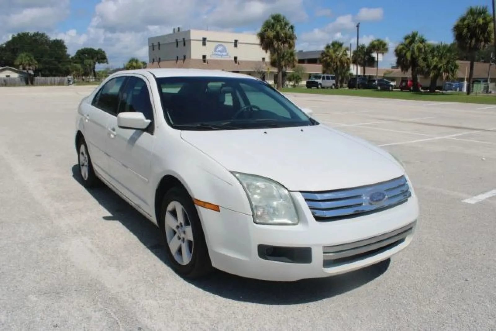 Used 2009 Ford Fusion SE FWD image 27