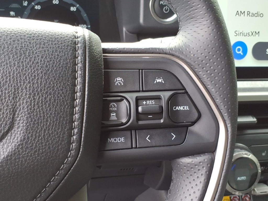 Used 2025 Toyota 4Runner Trailhunter AWD/4WD image 21