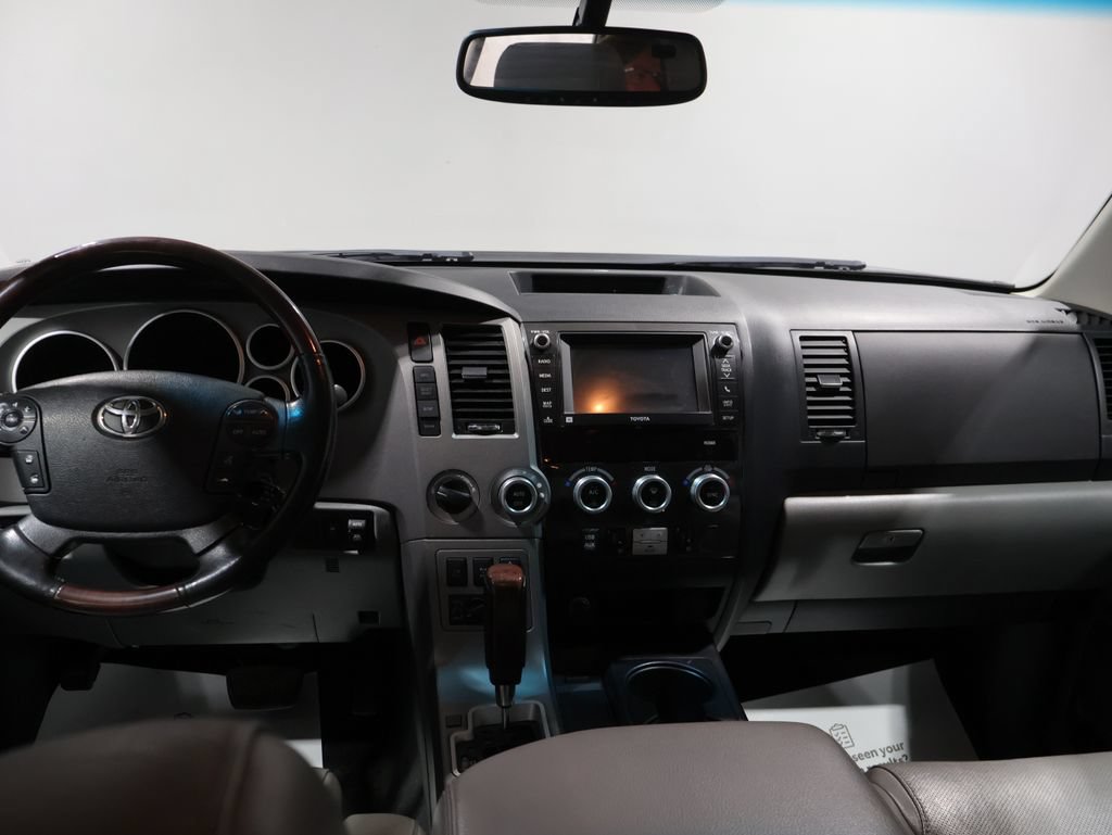 Used 2013 Toyota Sequoia Platinum AWD/4WD image 16