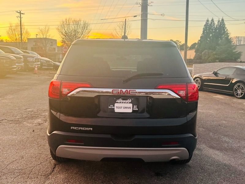 Used 2017 GMC Acadia SLE image 5