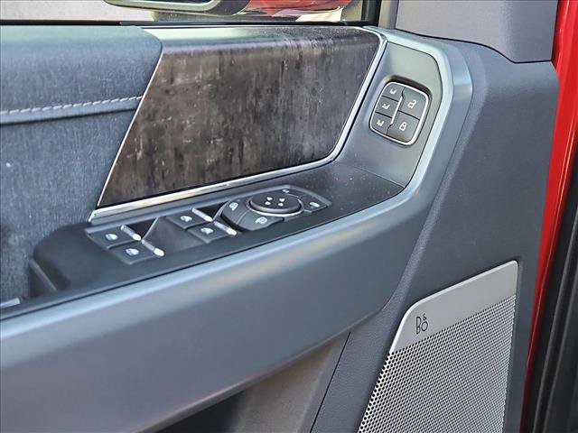 Used 2022 Ford F150 Lariat AWD/4WD image 8
