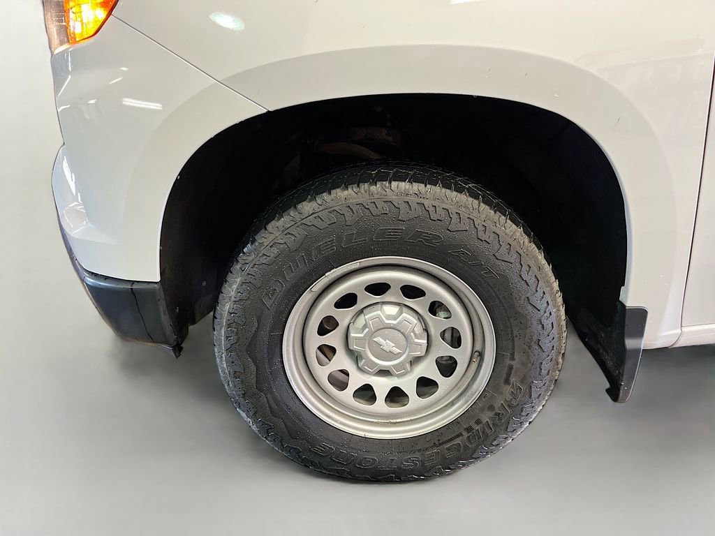 Used 2024 Chevrolet Silverado 1500 W/T w/ WT Value Package image 30