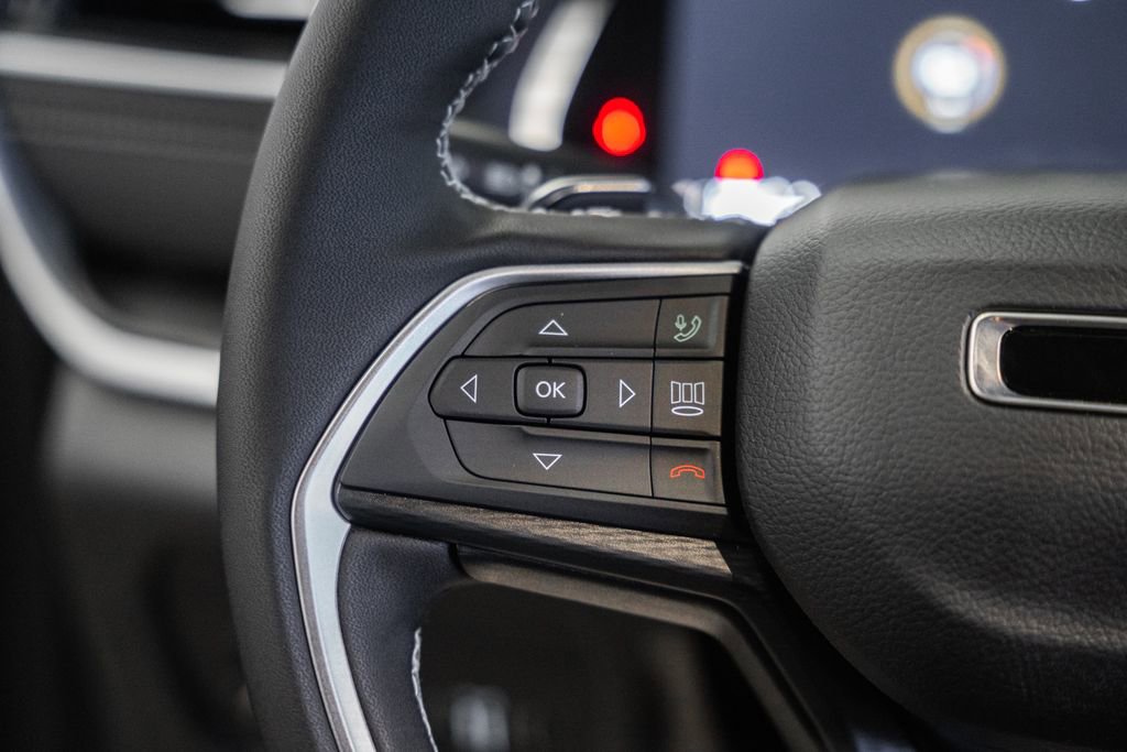 New 2025 Jeep Grand Cherokee Altitude image 27