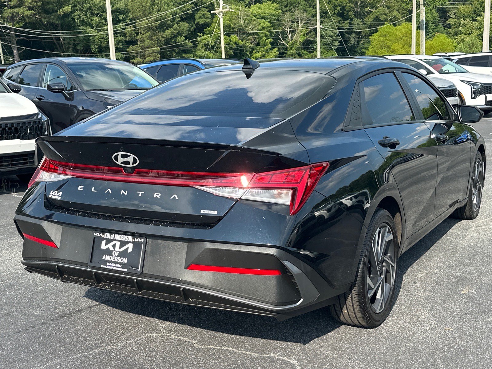 Used 2025 Hyundai Elantra SEL FWD image 3