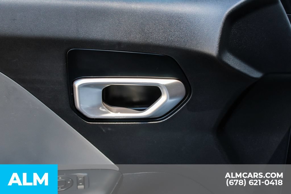 Used 2025 Kia K4 FWD image 36