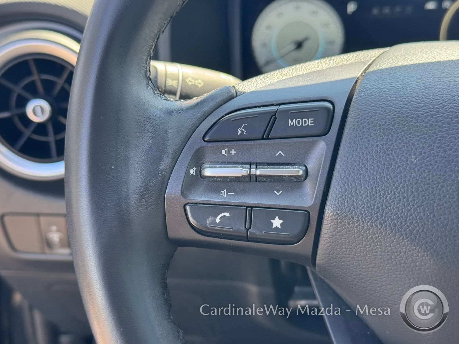 Used 2022 Hyundai Kona Limited FWD image 20