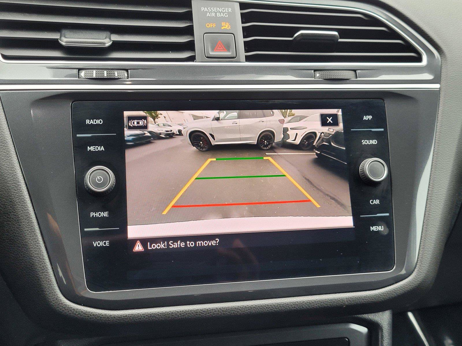 Certified 2024 Volkswagen Tiguan SE AWD/4WD image 14