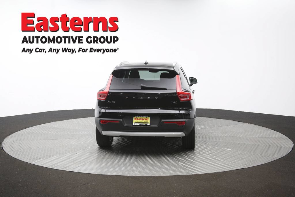 Used 2019 Volvo XC40 T5 Momentum AWD/4WD image 35