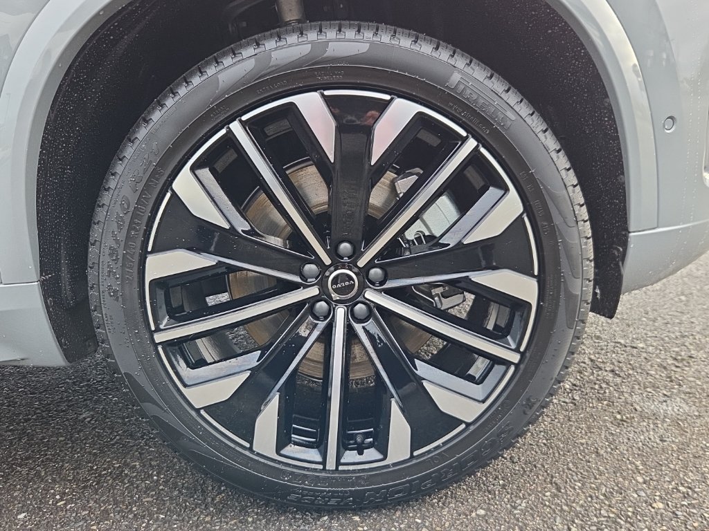 New 2026 Volvo XC90 T8 Ultra w/ Protection Package Premier AWD/4WD image 10
