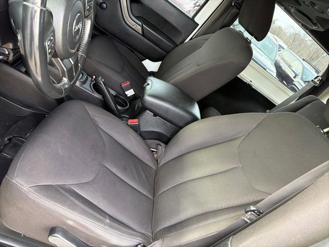 Used 2014 Jeep Wrangler Freedom Edition w/ Connectivity Group AWD/4WD image 22