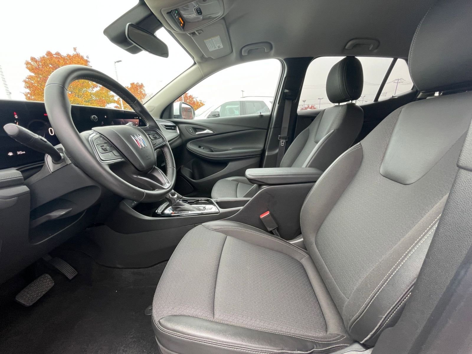 Used 2025 Buick Encore GX Preferred image 27