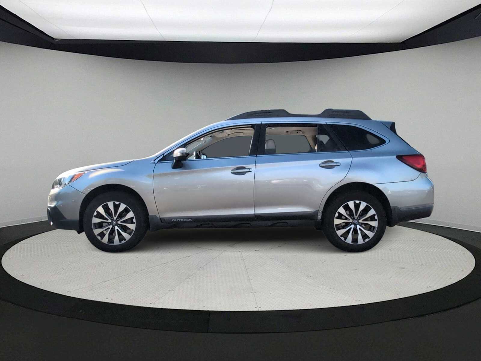 Used 2017 Subaru Outback 3.6R Limited AWD/4WD image 5