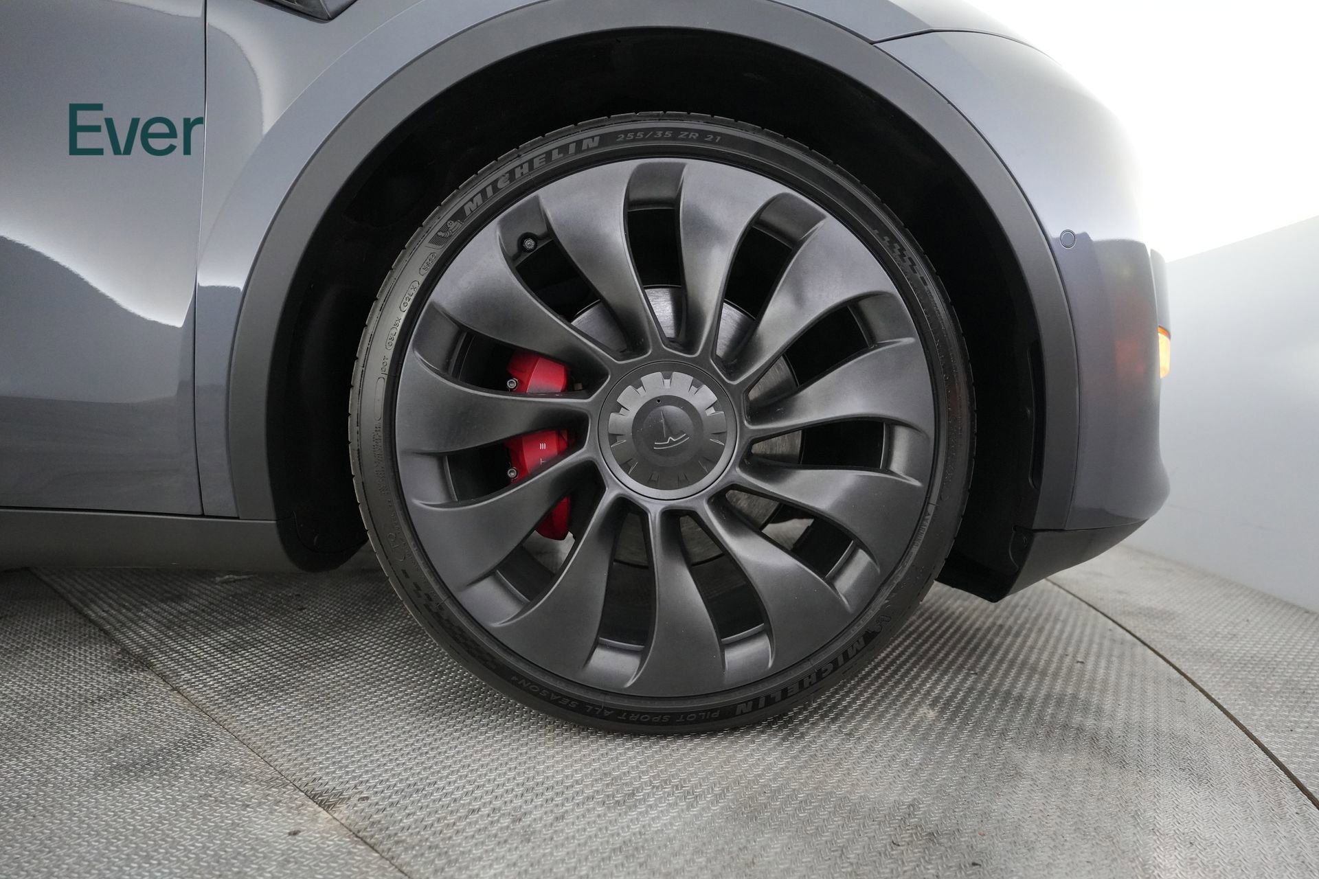 Used 2022 Tesla Model Y Performance image 19