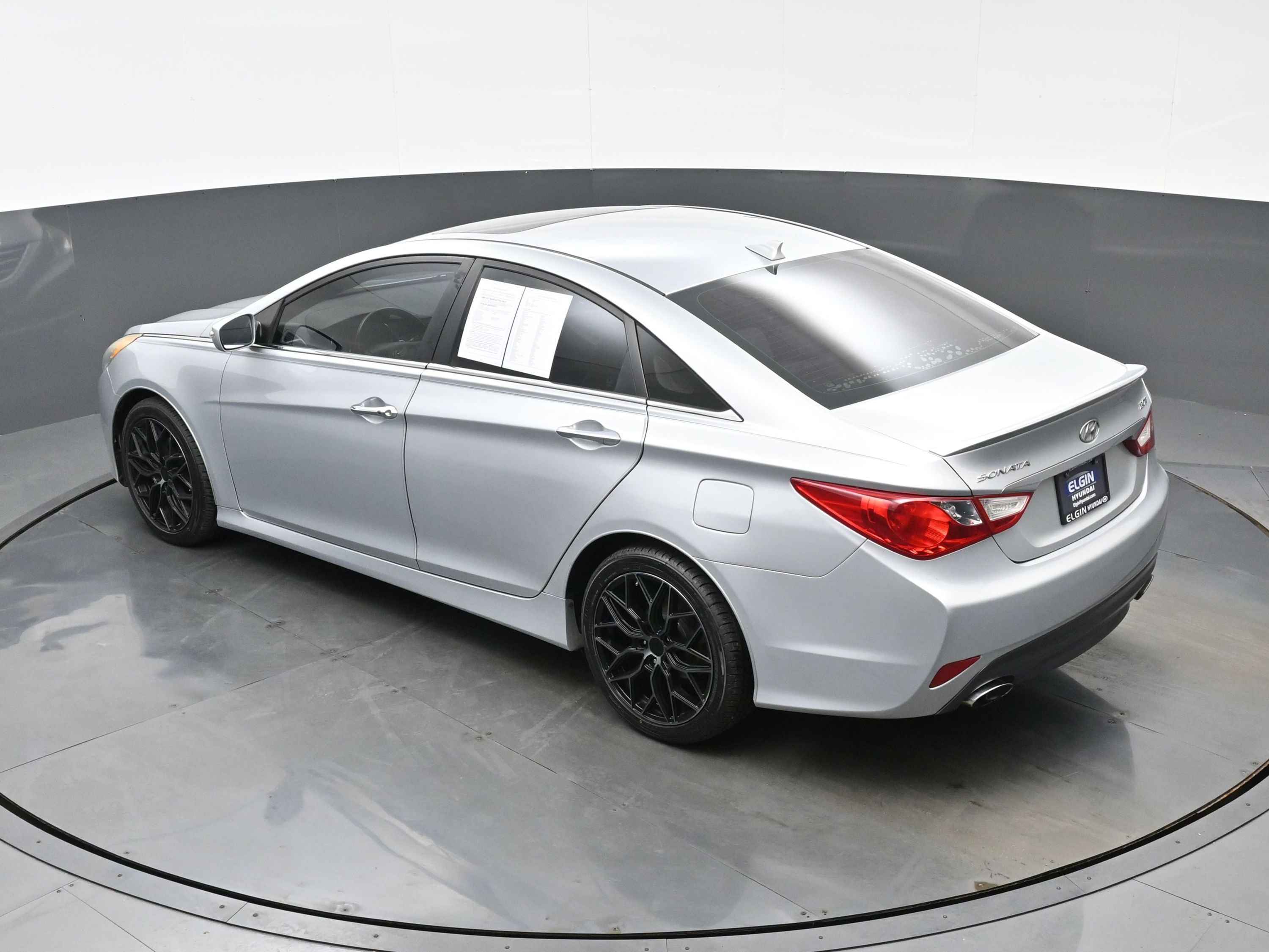 Used 2014 Hyundai Sonata SE w/ Premium Package 03 FWD image 34