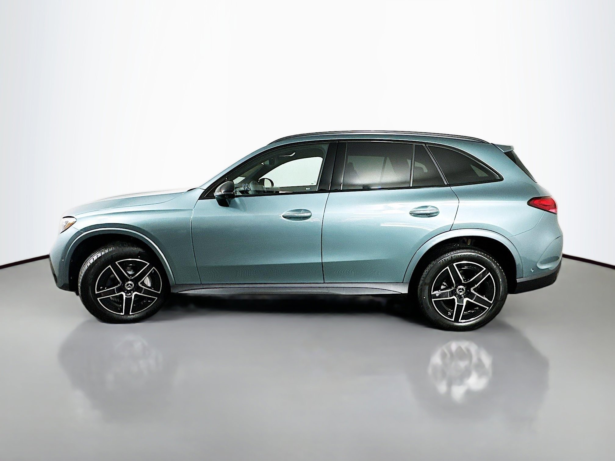 New 2026 Mercedes-Benz GLC 300 4MATIC image 4