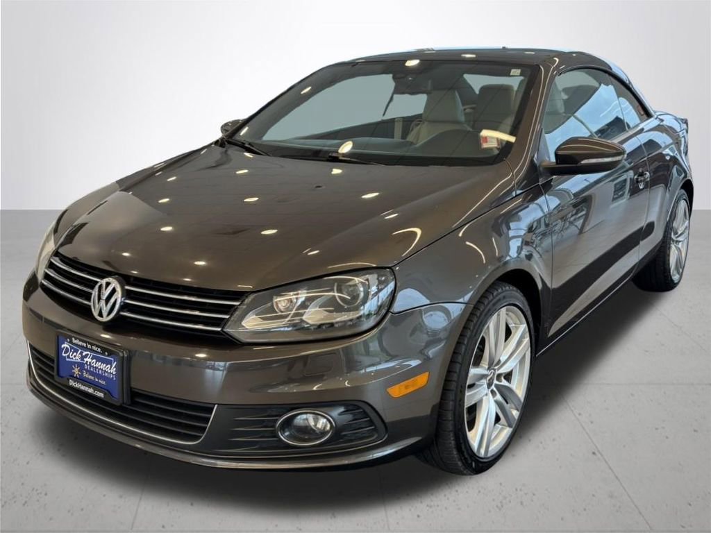 Used 2015 Volkswagen Eos Executive image 2