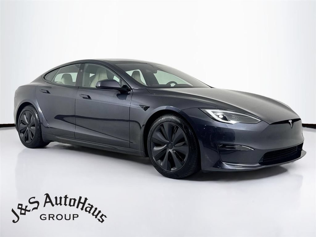 Used 2025 Tesla Model S Plaid AWD/4WD image 1