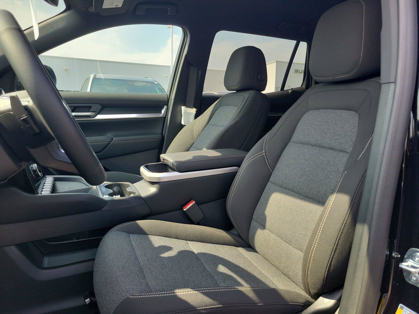 New 2027 GMC Terrain Elevation FWD image 18