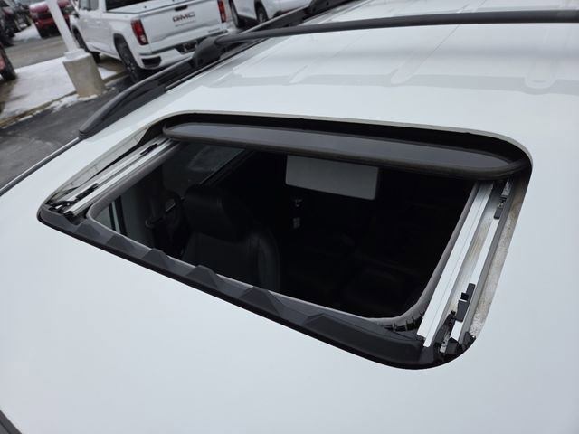 Used 2023 Honda Odyssey Touring image 3